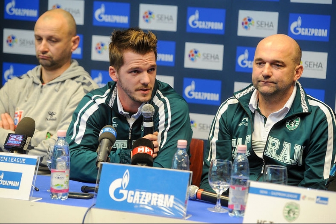 press conf f4 press conf f4
